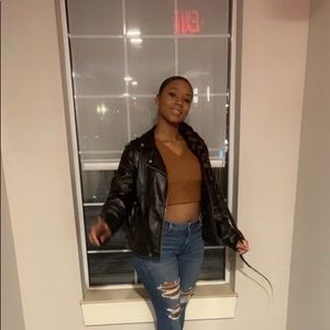 Meet your Posher, Sanaya